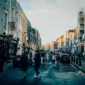 متاجر شارع لندن مع الزوار